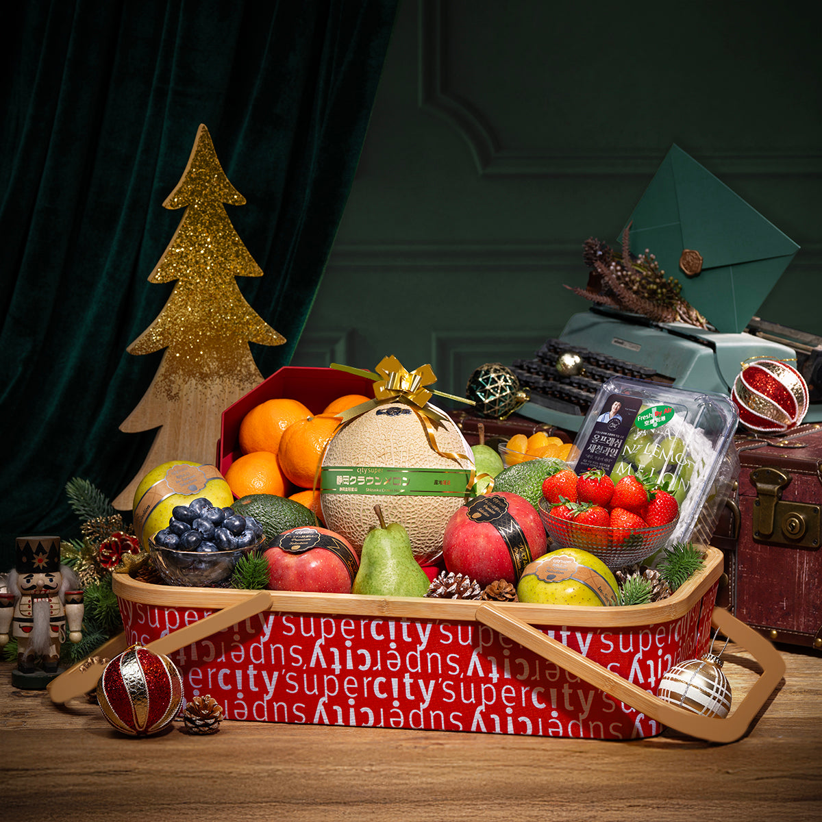 X2513 Deluxe Winter Fruit Symphony