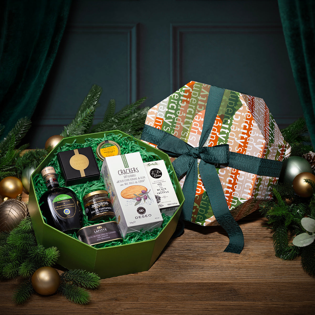 X2534 Deluxe Gourmet Gift Box